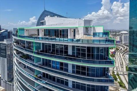 200 Biscayne Boulevard Way Miami FL 33131