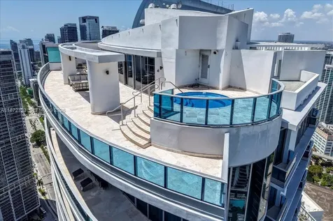 200 Biscayne Boulevard Way Miami FL 33131