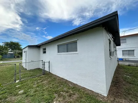 1344 9th Street West Palm Beach FL 33401