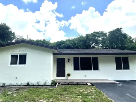 4460 SW 59th Court Dania Beach FL 33314