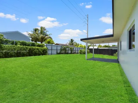 10530 SW 146th Street Miami FL 33176