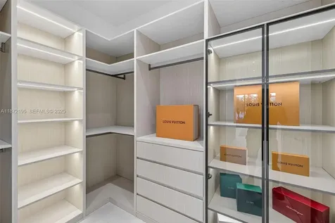 2757 NE 34th Street Fort Lauderdale FL 33306