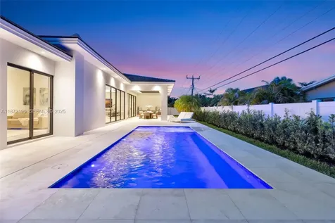 2757 NE 34th Street Fort Lauderdale FL 33306