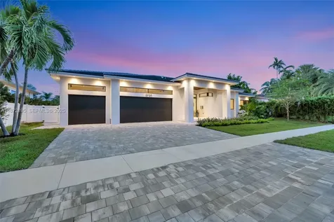 2757 NE 34th Street Fort Lauderdale FL 33306