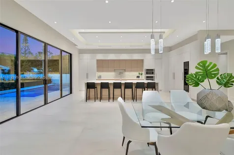 2757 NE 34th Street Fort Lauderdale FL 33306