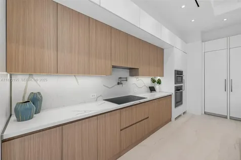 2757 NE 34th Street Fort Lauderdale FL 33306