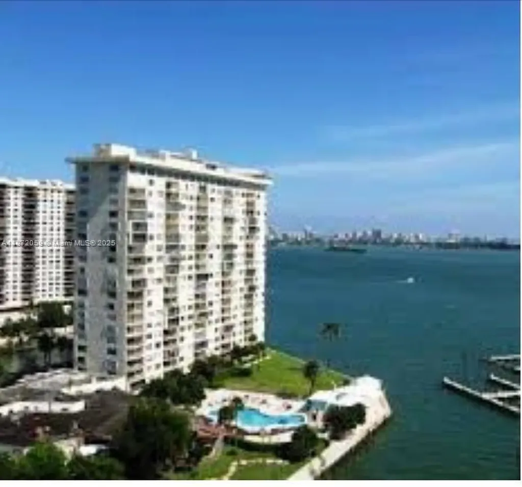 11111 Biscayne Boulevard Miami FL 33181