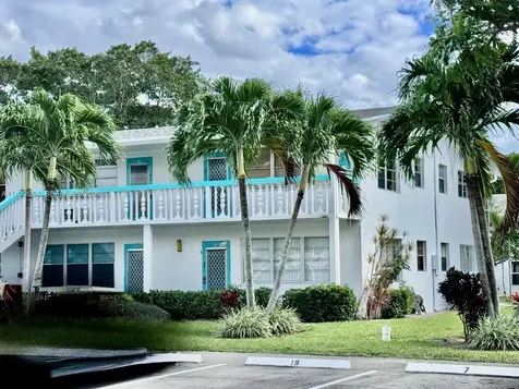 19 Newport A Deerfield Beach FL 33442