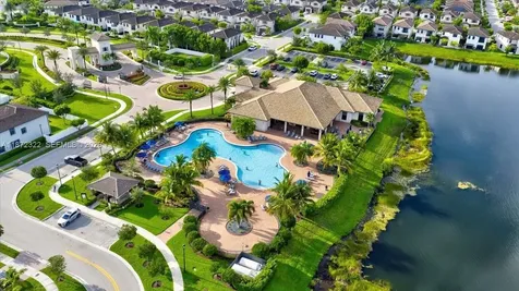 9287 W 33rd Lane Hialeah FL 33018