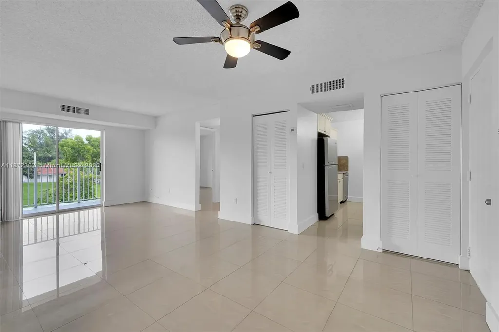 8260 SW 210th Street Cutler Bay FL 33189