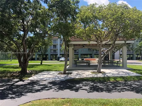 8260 SW 210th Street Cutler Bay FL 33189