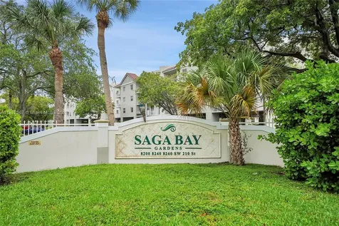 8260 SW 210th Street Cutler Bay FL 33189