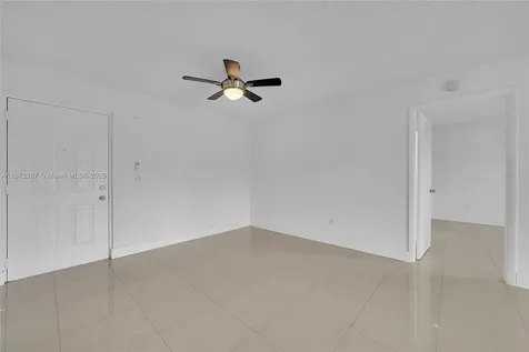 8260 SW 210th Street Cutler Bay FL 33189