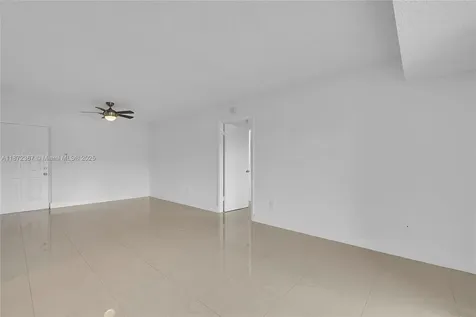 8260 SW 210th Street Cutler Bay FL 33189