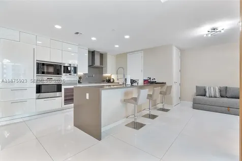 17475 Collins Avenue Sunny Isles Beach FL 33160