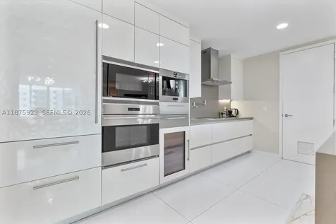 17475 Collins Avenue Sunny Isles Beach FL 33160