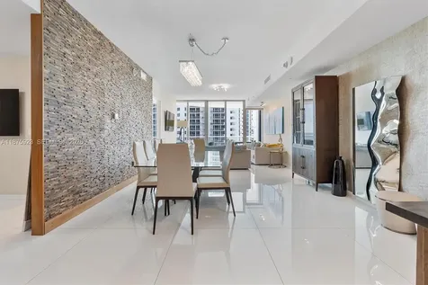 17475 Collins Avenue Sunny Isles Beach FL 33160