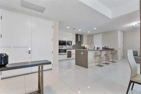 17475 Collins Avenue Sunny Isles Beach FL 33160