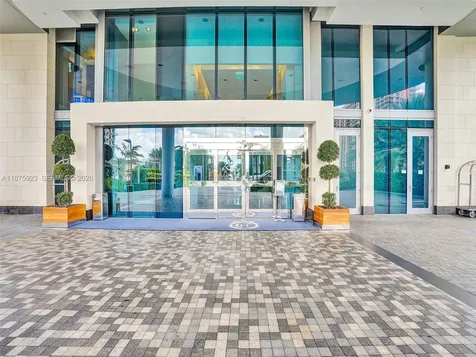17475 Collins Avenue Sunny Isles Beach FL 33160