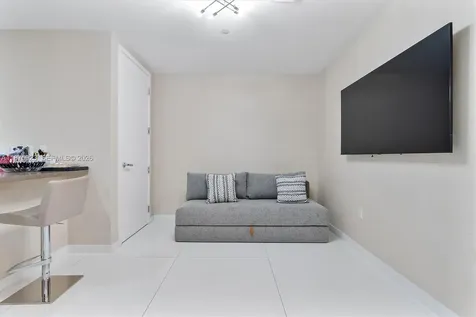 17475 Collins Avenue Sunny Isles Beach FL 33160