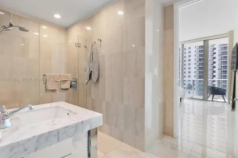 17475 Collins Avenue Sunny Isles Beach FL 33160