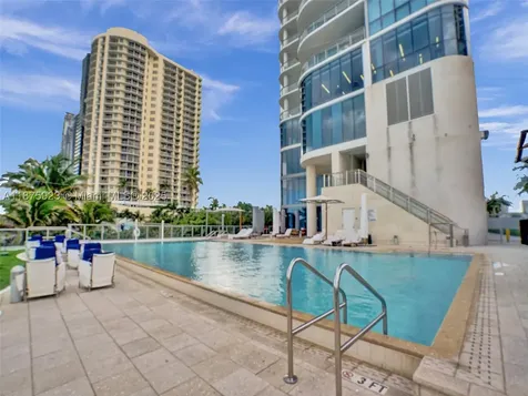 17475 Collins Avenue Sunny Isles Beach FL 33160