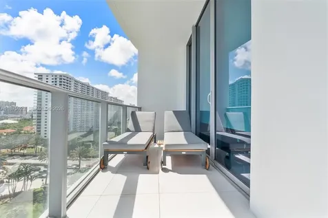 17475 Collins Avenue Sunny Isles Beach FL 33160