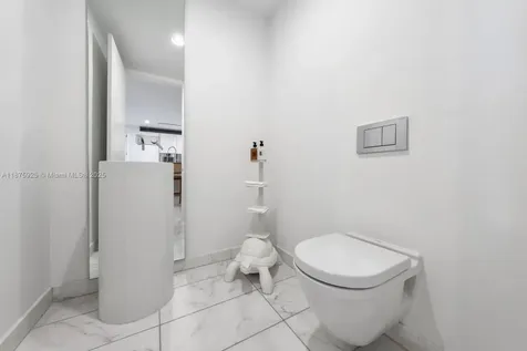 10203 Collins Avenue Bal Harbour FL 33154