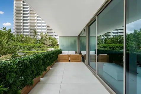 10203 Collins Avenue Bal Harbour FL 33154