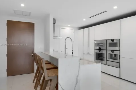 10203 Collins Avenue Bal Harbour FL 33154