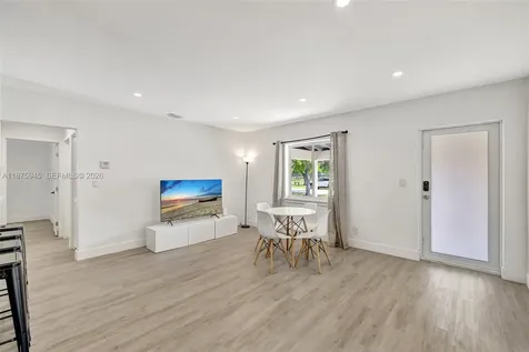 843 SW 20th Street Fort Lauderdale FL 33315