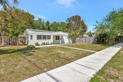 843 SW 20th Street Fort Lauderdale FL 33315