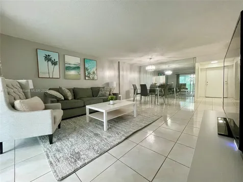 131 SE 3rd Avenue Dania Beach FL 33004