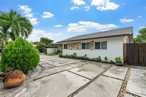2791 NW 207th Street Miami Gardens FL 33056