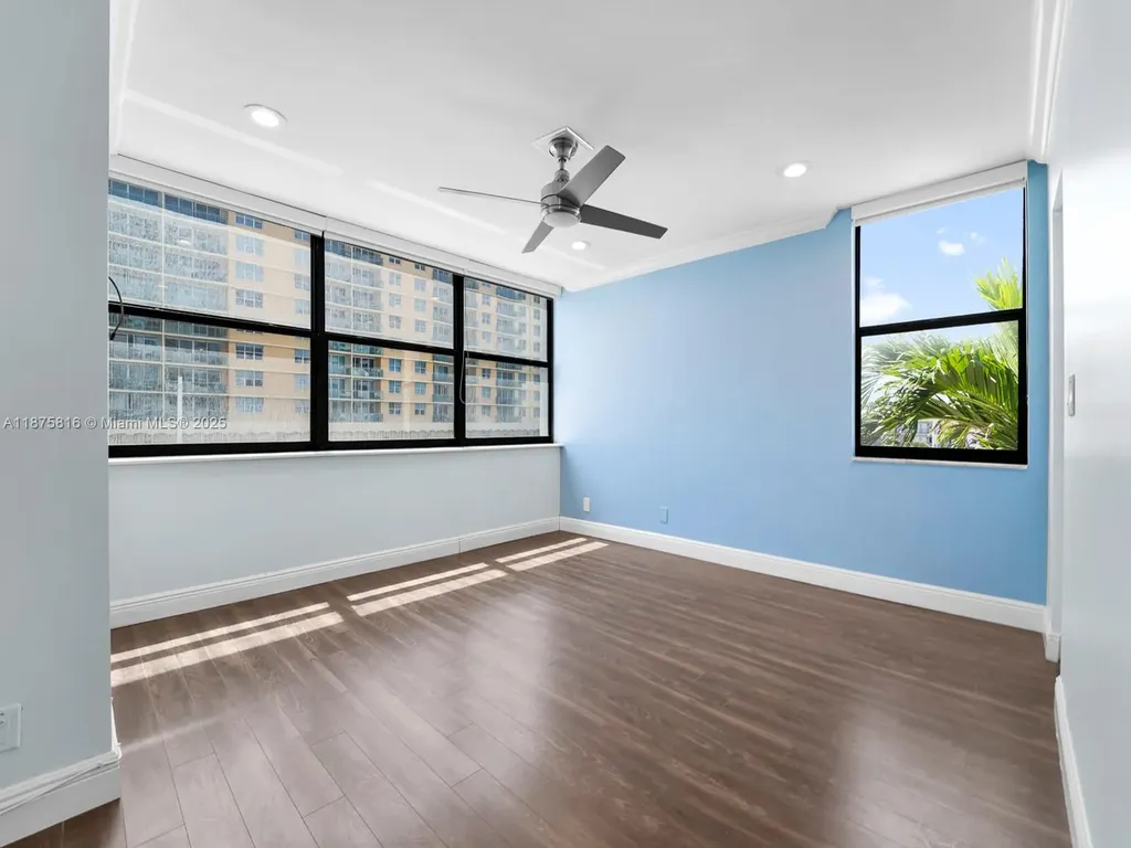 2301 S Ocean Drive Hollywood FL 33019