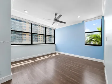 2301 S Ocean Drive Hollywood FL 33019