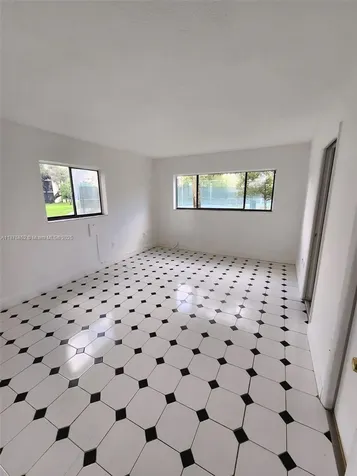 8015 SW 107th Avenue Miami FL 33173