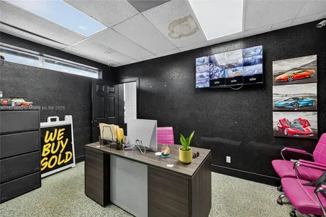 Hollywood FL 33023