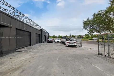 Hollywood FL 33023