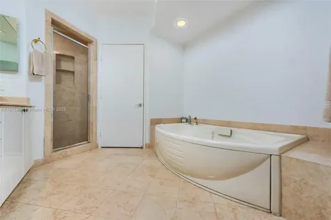 789 Crandon Boulevard Key Biscayne FL 33149