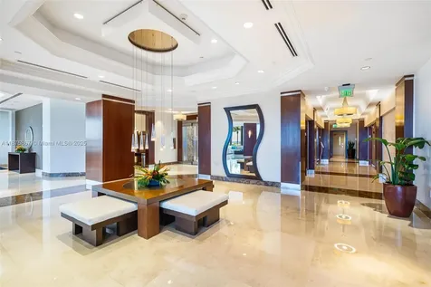 4779 Collins Avenue Miami Beach FL 33140