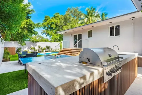 1019 NE 87th Street Miami FL 33138