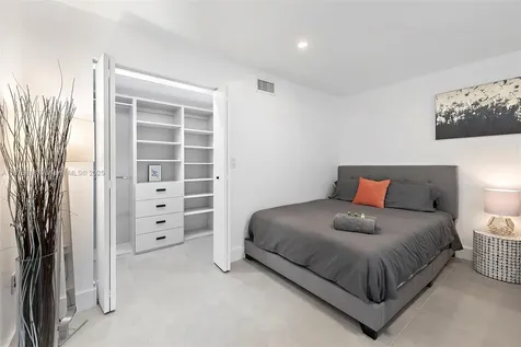1019 NE 87th Street Miami FL 33138