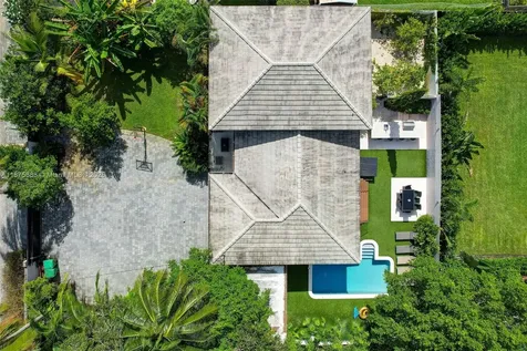 1019 NE 87th Street Miami FL 33138