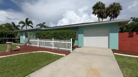 3030 Palm Drive Punta Gorda FL 33950