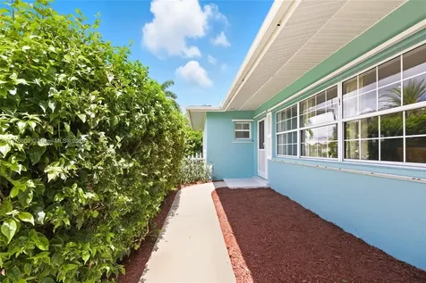 3030 Palm Drive Punta Gorda FL 33950
