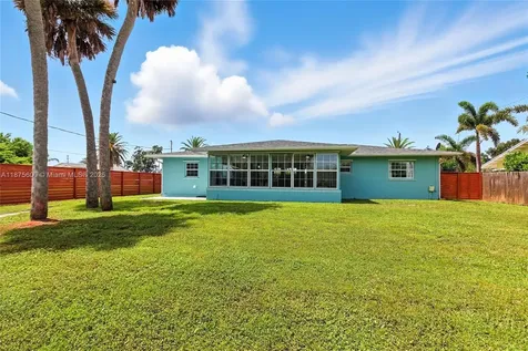 3030 Palm Drive Punta Gorda FL 33950