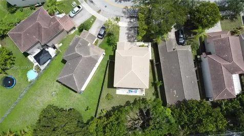 1316 SE 18th Terrace Homestead FL 33035