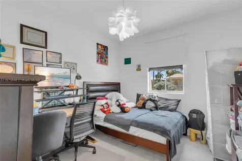 11742 SW 137th Place Miami FL 33186