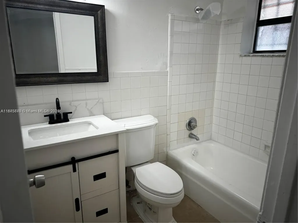 2481 NW 13th Court Fort Lauderdale FL 33311